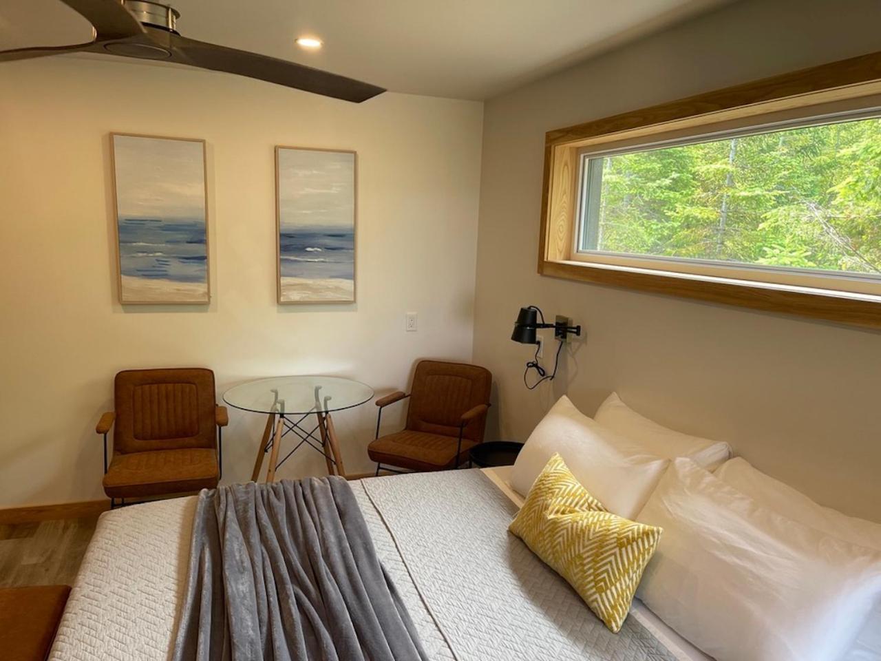 Stone Cove Waterfront Adults Only B&B Тобермори Экстерьер фото